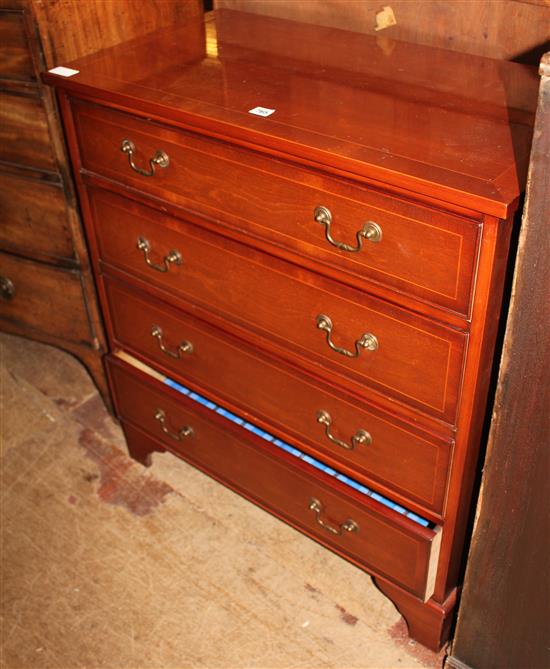 Modern mahogany chest of drawers